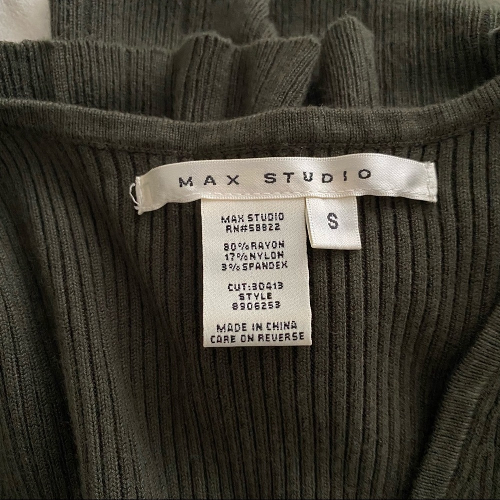 107. Max Ribbed Army Green Dress - Picture 5 of 5